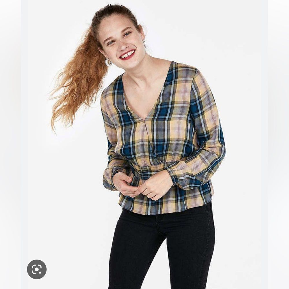 Express Plaid Surplice Peplum Top Blouse NEW Size Medium